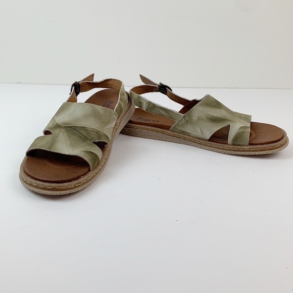 BORN CARAH Sandal Natural Clay, Suede with leather footbed rubber no slip sole - Picture 5 of 9